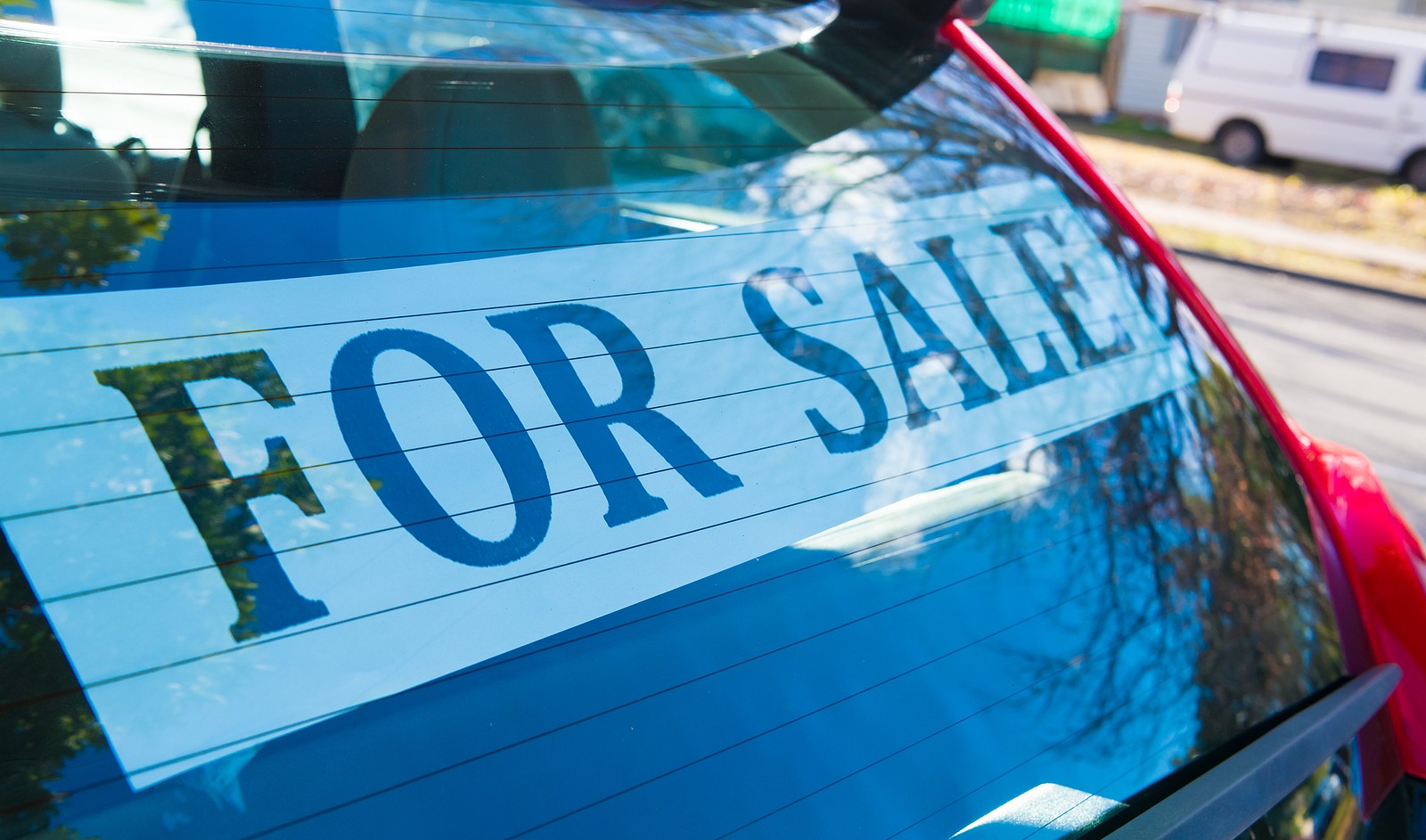 car-with-for-sale-sign